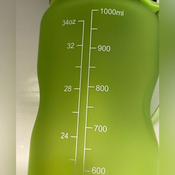 NWT Partner Sports Pro Cycler 15k 5k 1k 34 ounce green sports bottle in box - Picture 8 of 9